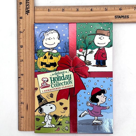 Peanuts Deluxe Holiday Collection Remastered Classics 3-DVD Set Christmas Snoopy - Picture 13 of 14
